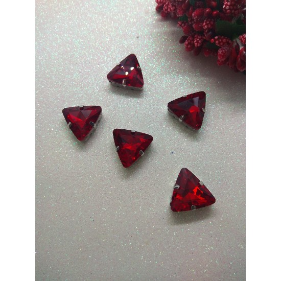 Стразы в цапах "Треугольник" 18 мм цв. красный, цена за 1 шт